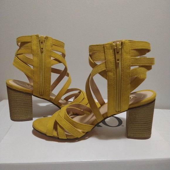 XOXO Eden Yellow Block Heel Sandals - Picture 5 of 8